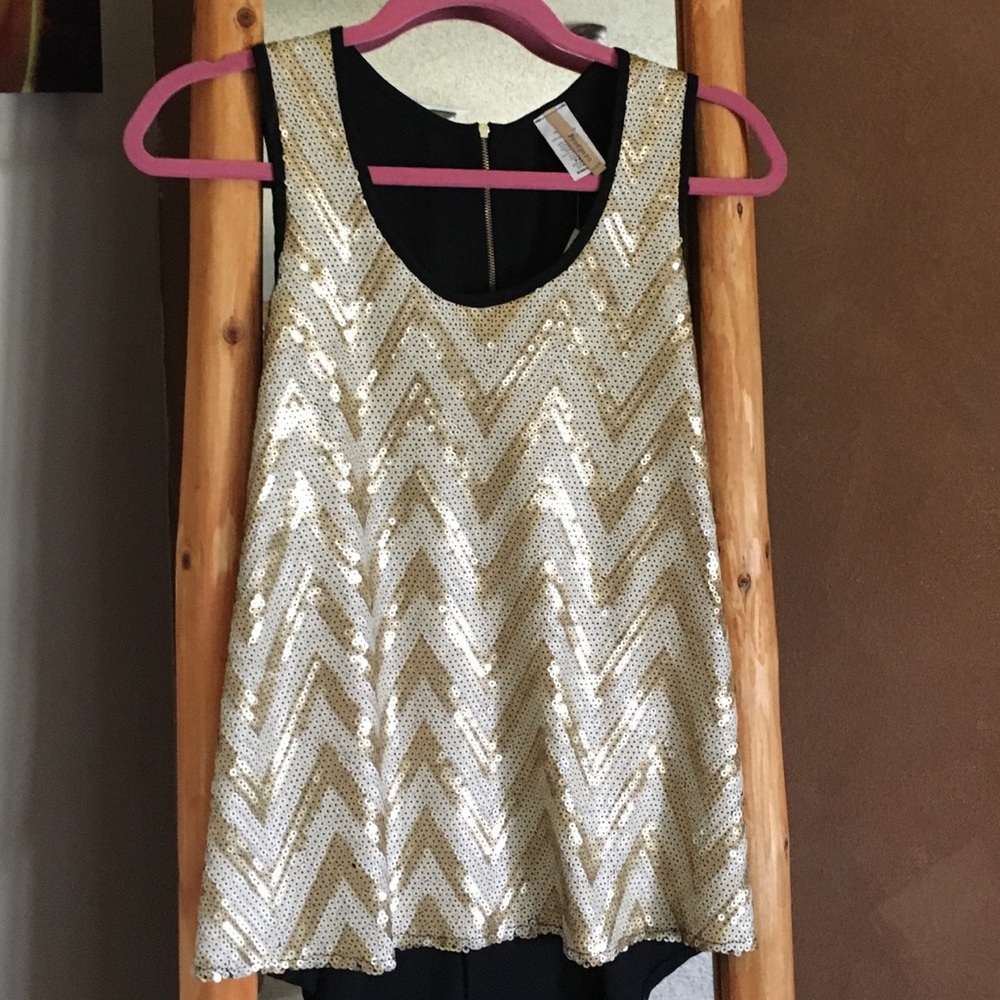 Hi-Lo tunic NEW